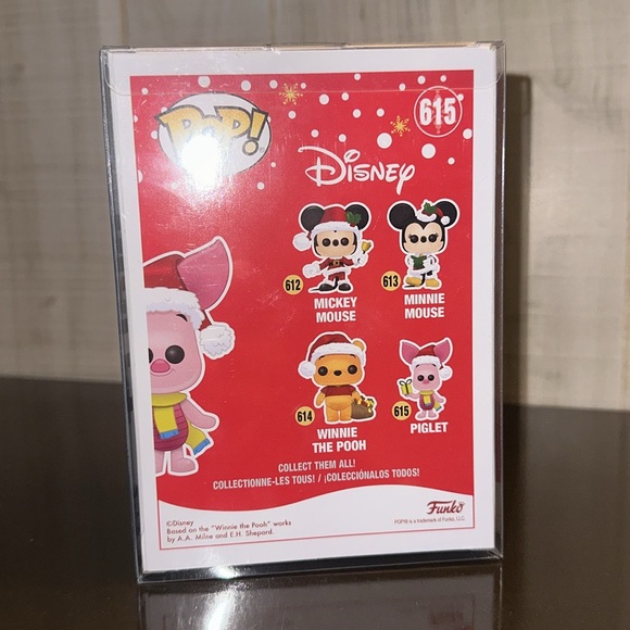Disney Christmas Piglet Funko Pop - Picture 3 of 5